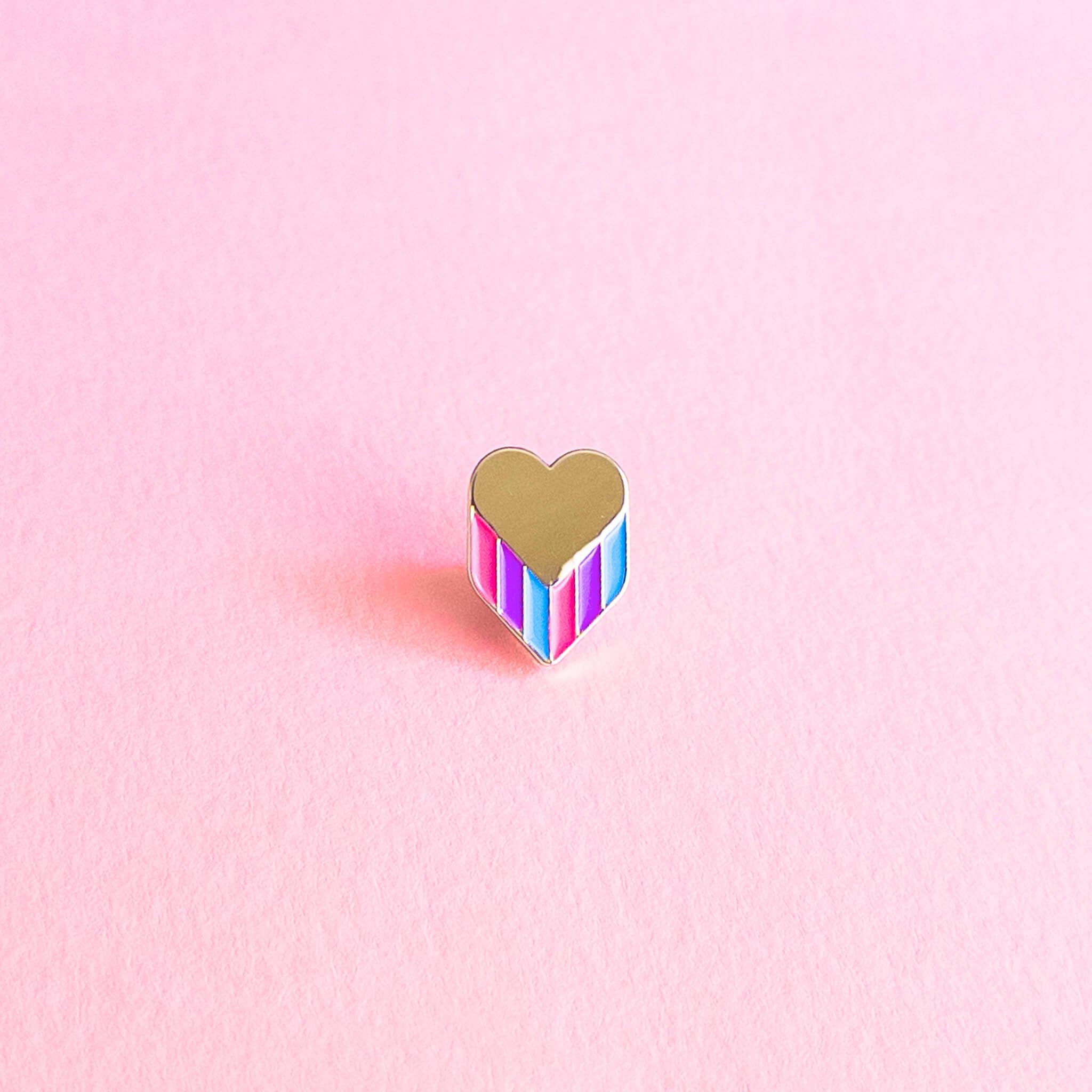 Golden Heart (bisexual)— enamel pin