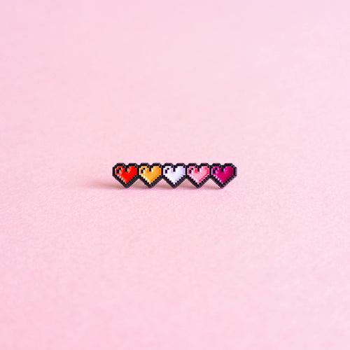 Pixel hearts (lesbian) — enamel pin