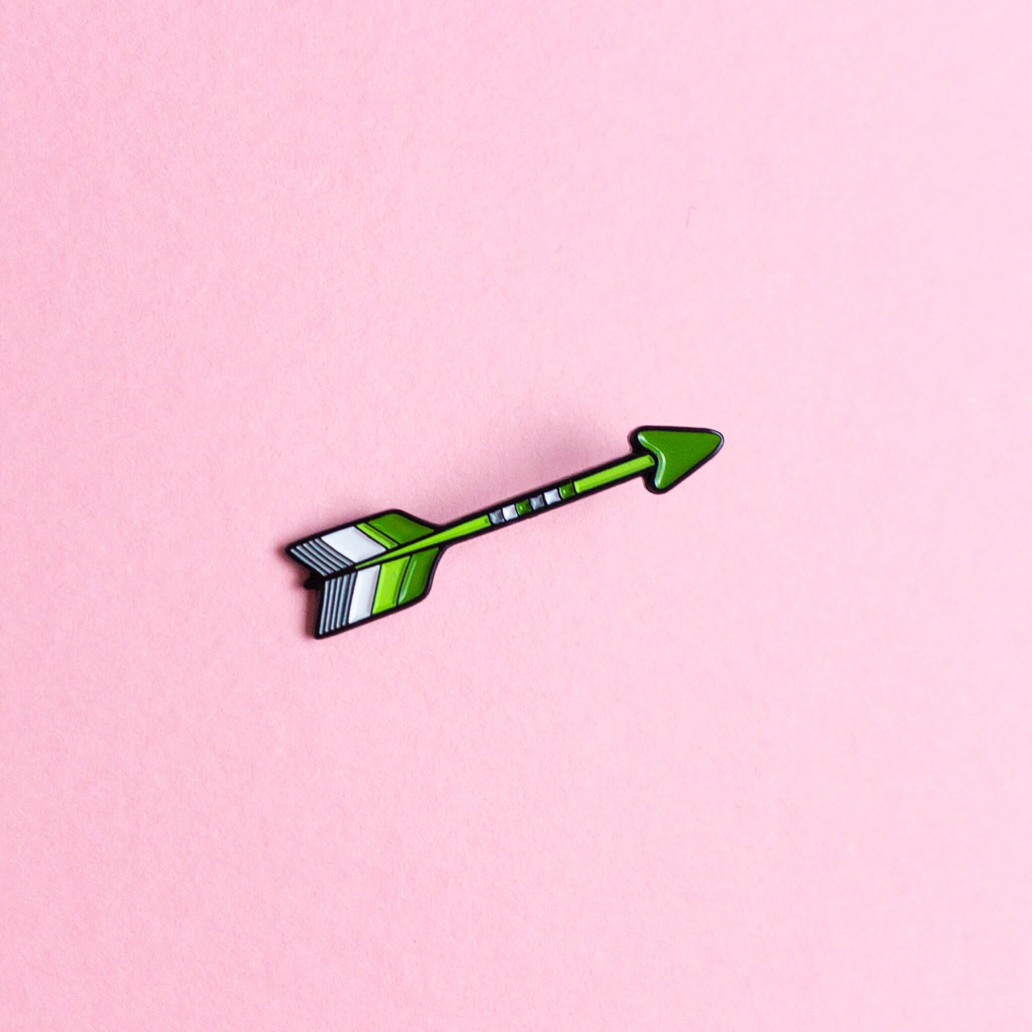Aro Arrow (Aromantic) — enamel pin