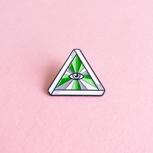Queer eye (aromantic) — enamel pin